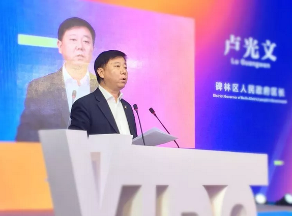 5bc542e06ca7a.png 4.png